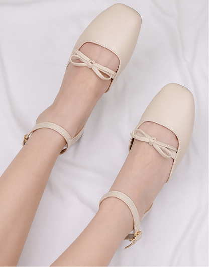 Daphne Flats In Vanilla – Handmade Brown Flats for Women | Wide-Foot & Bunion Friendly with Easy Hook Buckle